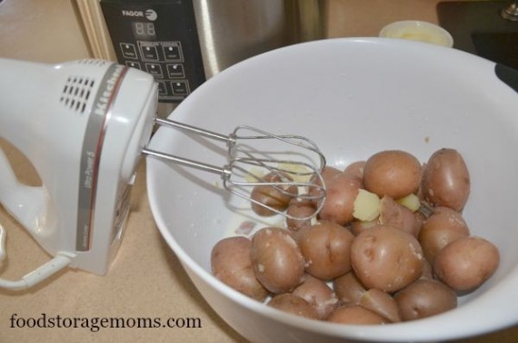 Easy And Quick Way To Make Potatoes For Dinner | by FoodStorageMoms.com