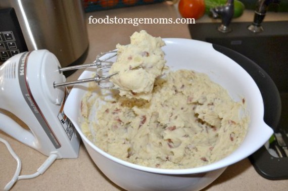 Easy And Quick Way To Make Potatoes For Dinner | by FoodStorageMoms.com