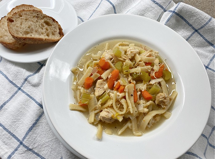 https://www.foodstoragemoms.com/wp-content/uploads/2018/05/Chicken-Noodle-Soup-Recipe-15.jpeg