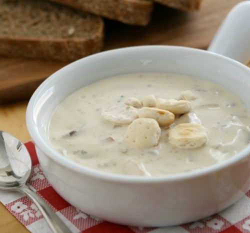 https://www.foodstoragemoms.com/wp-content/uploads/2018/09/Worlds-Best-Clam-Chowder1-500x466.jpg