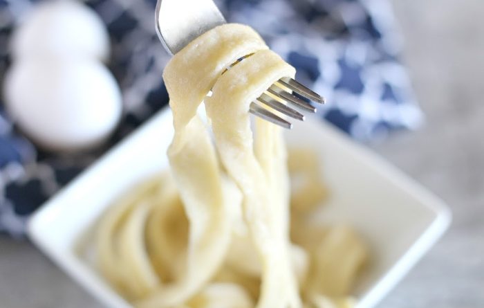 How To Make Fresh Pasta From Scratch - Food Storage Moms