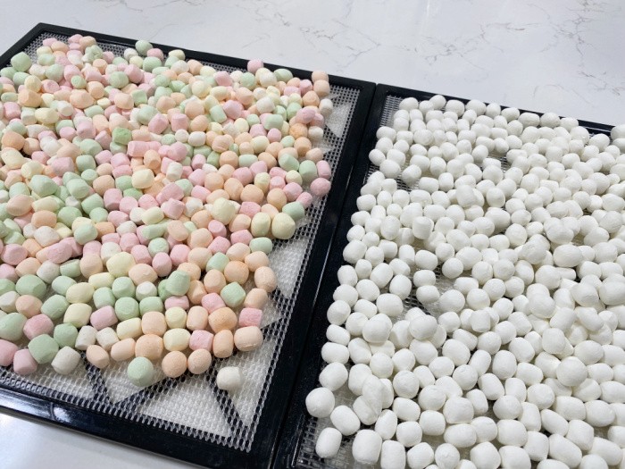 How to Dehydrate Marshmallows & Make Marshmallow Powder - The