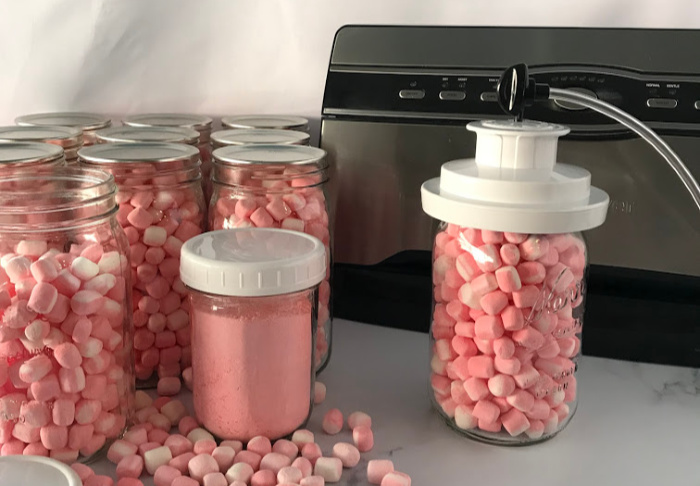 https://www.foodstoragemoms.com/wp-content/uploads/2020/01/How-To-Make-Marshmallow-Powder-10.jpg