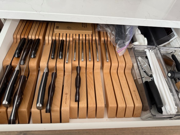 Kitchen Sharp Knife Drawer